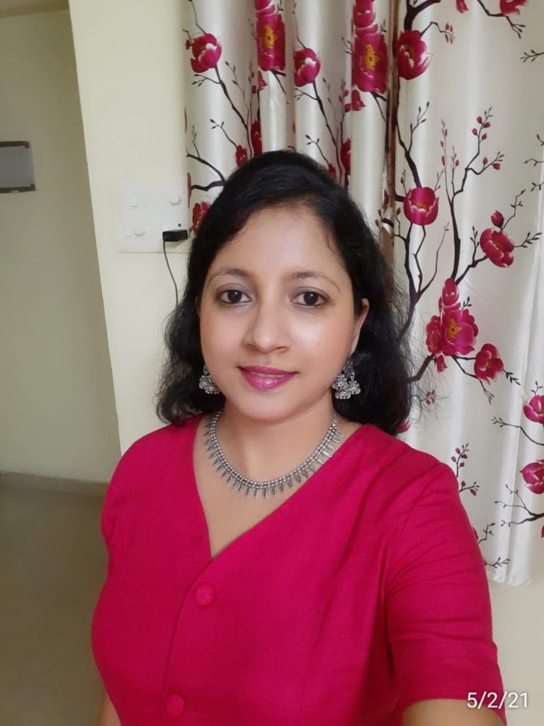 Mrs. Pooja Ratnaker Sangodker